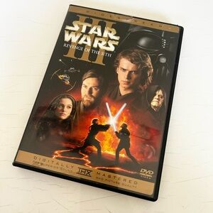 Star Wars Revenge of the Sith DVD - Black and Red Cover
